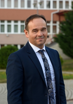 Cseresznyés István
