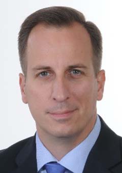 DR. László Győző