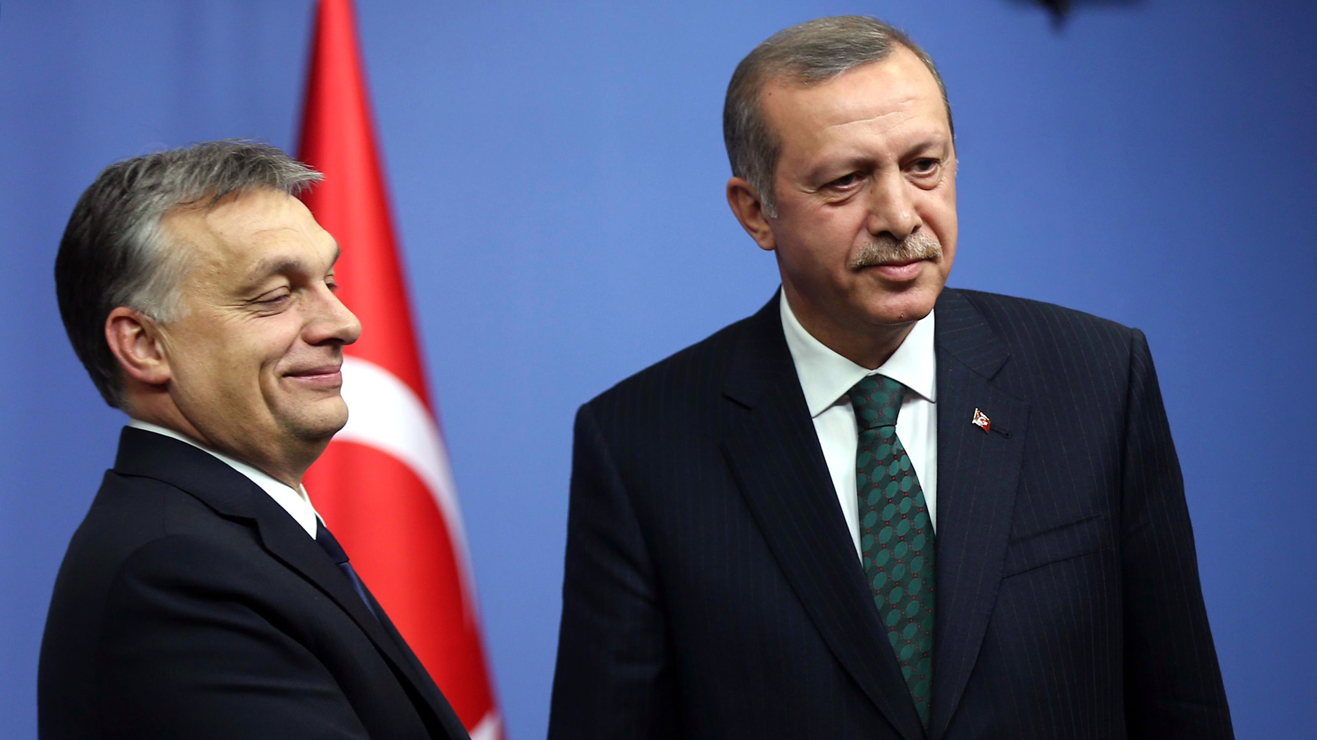 Még számolják a szavazatokat Törökországban, de Orbán Viktor már gratulált Erdogannak