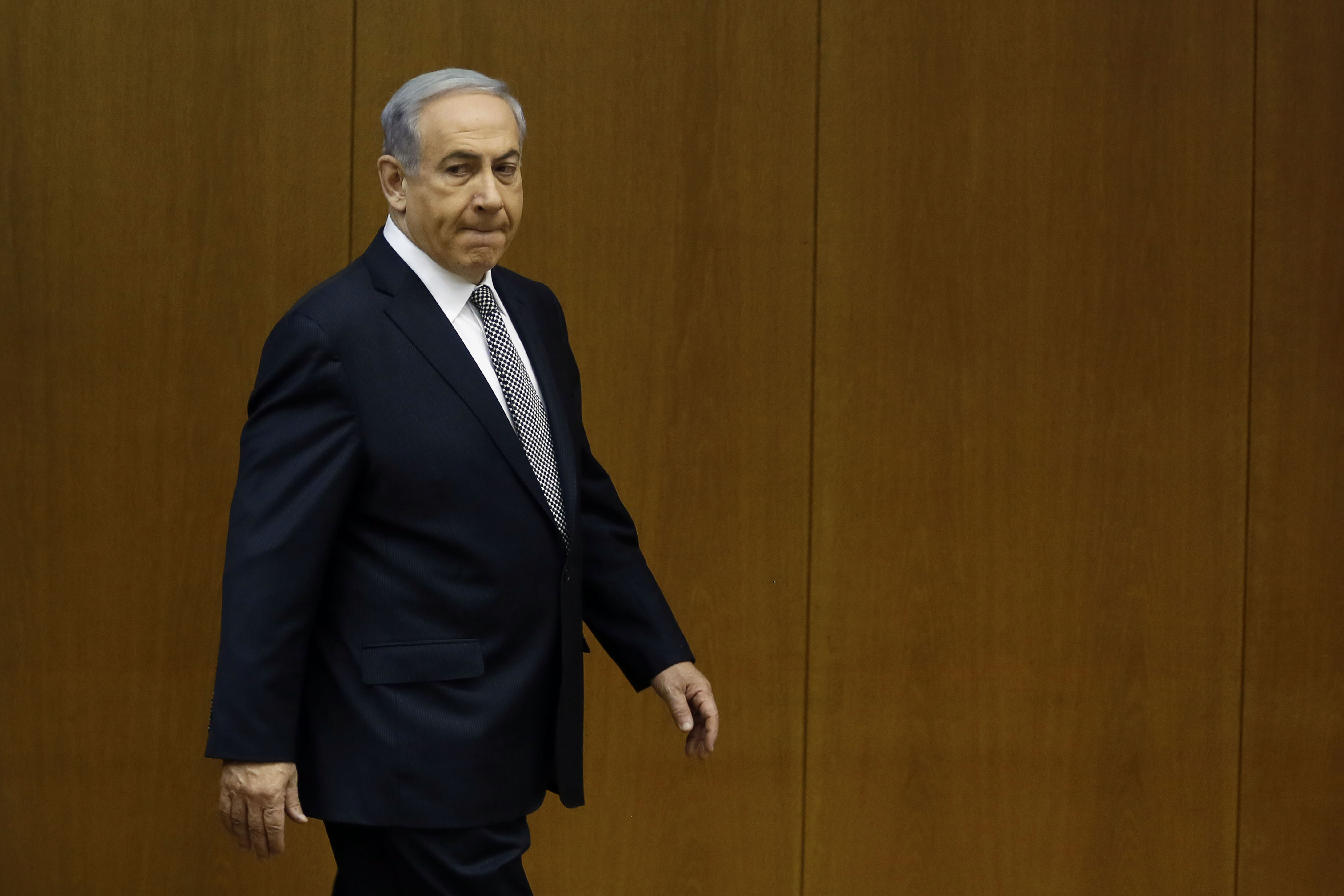 Vádalkut köthet a korrupcióval vádolt Benjamin Netanjahu