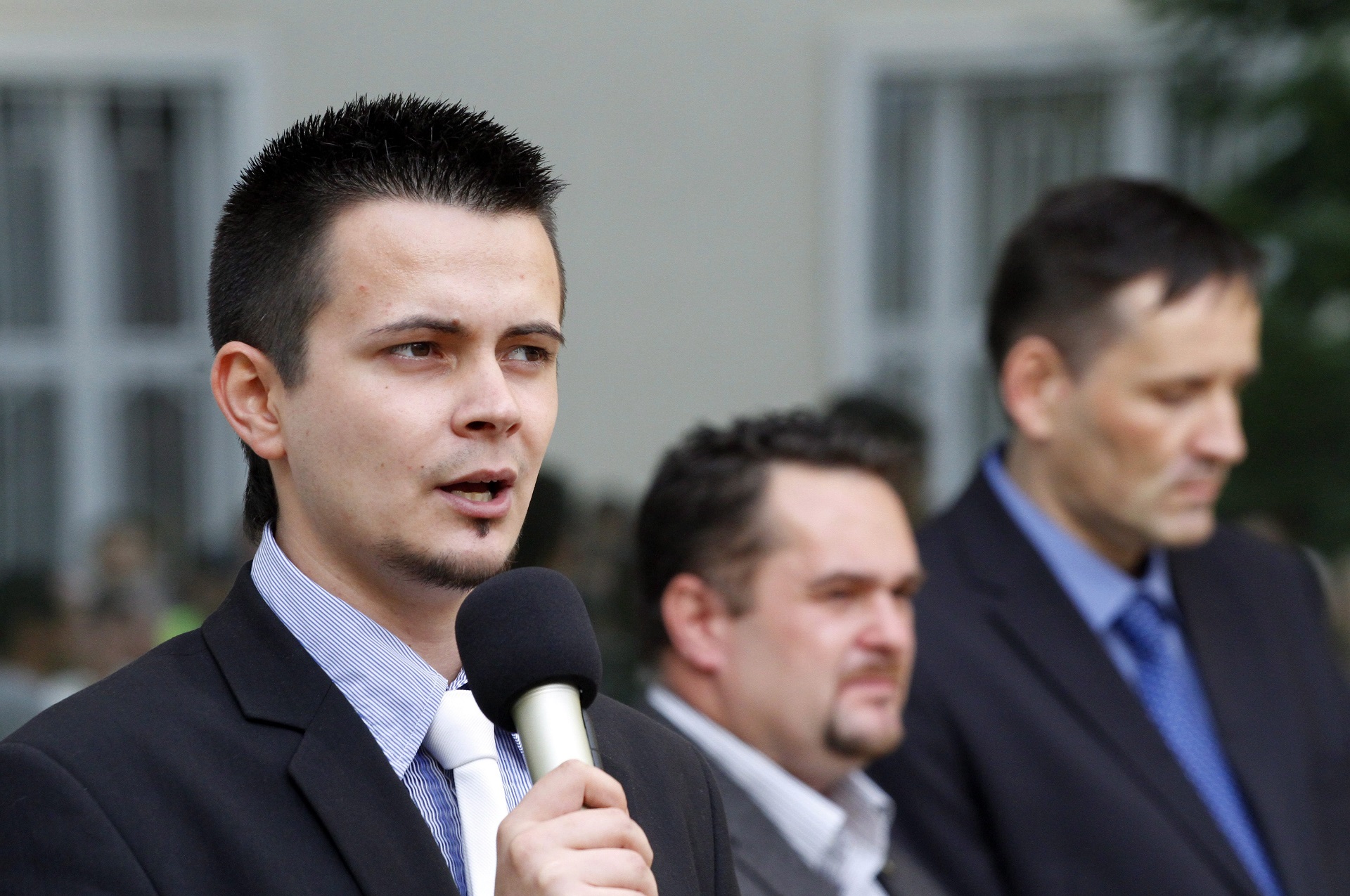 A Fidesz  ráfordult a Jobbikra: vizsgálatot kérnek a kormányhivataltól az ózdi polgármester álláshalmozása miatt