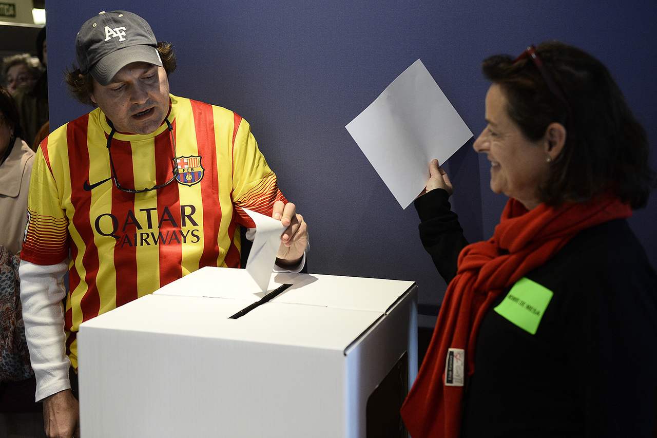 A spanyol alkotmánybíróság elkaszálta a katalán függetlenségi népszavazást