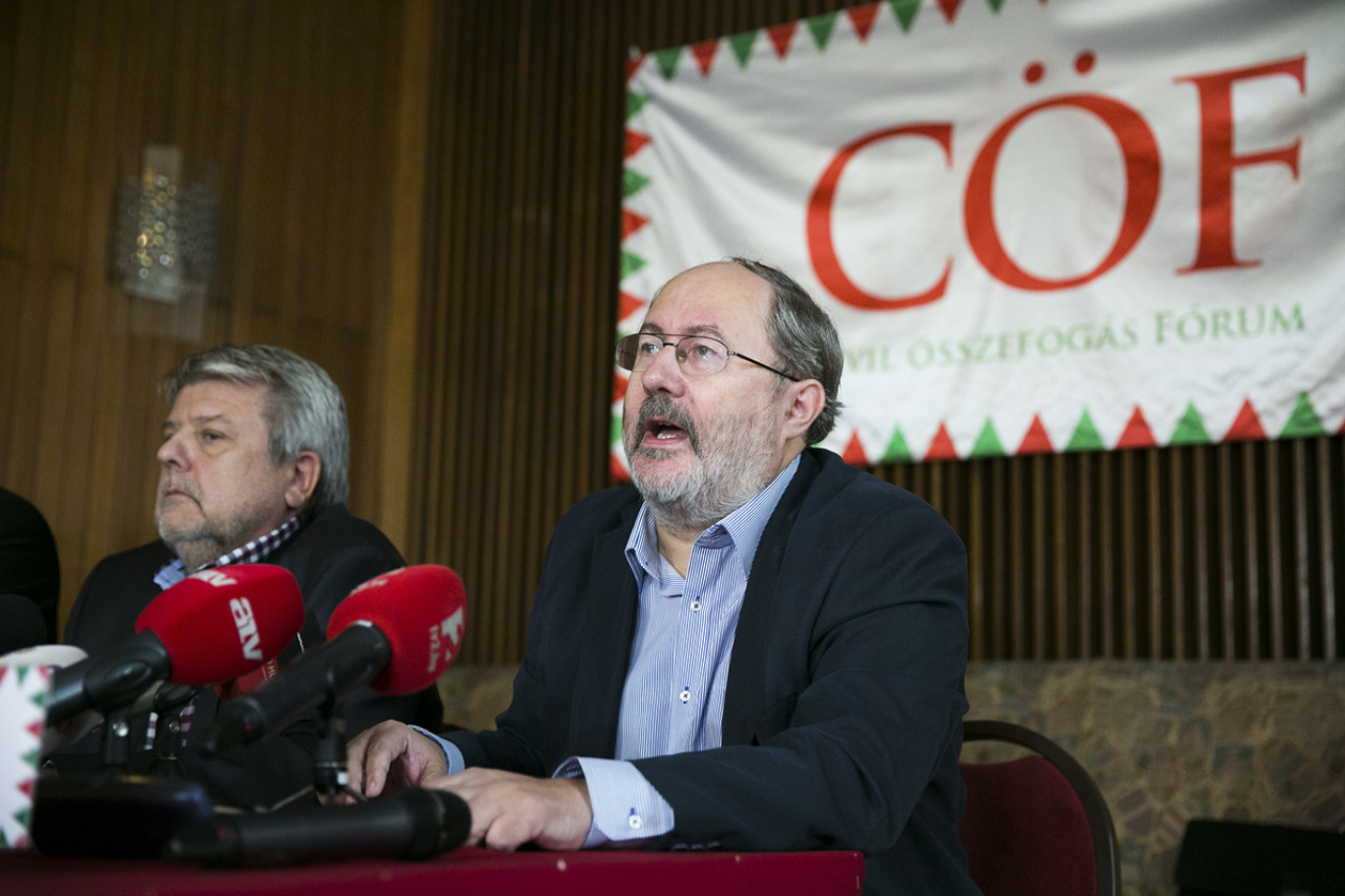 A CÖF-ös Fricz Tamás muglikhoz hasonlította az állampolgárokat, a kérdés már csak az, hogy kik a halálfalók és kik álltak az imperius-átok hatása alatt