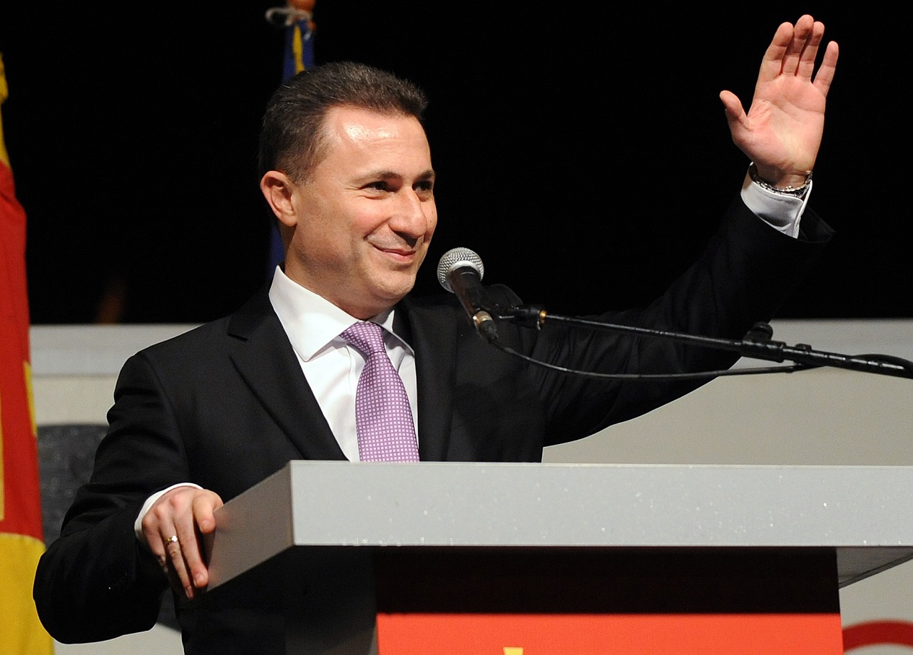 Nikola Gruevszki miniszterelnök, még boldogan, a 2014-es választási győzelem után