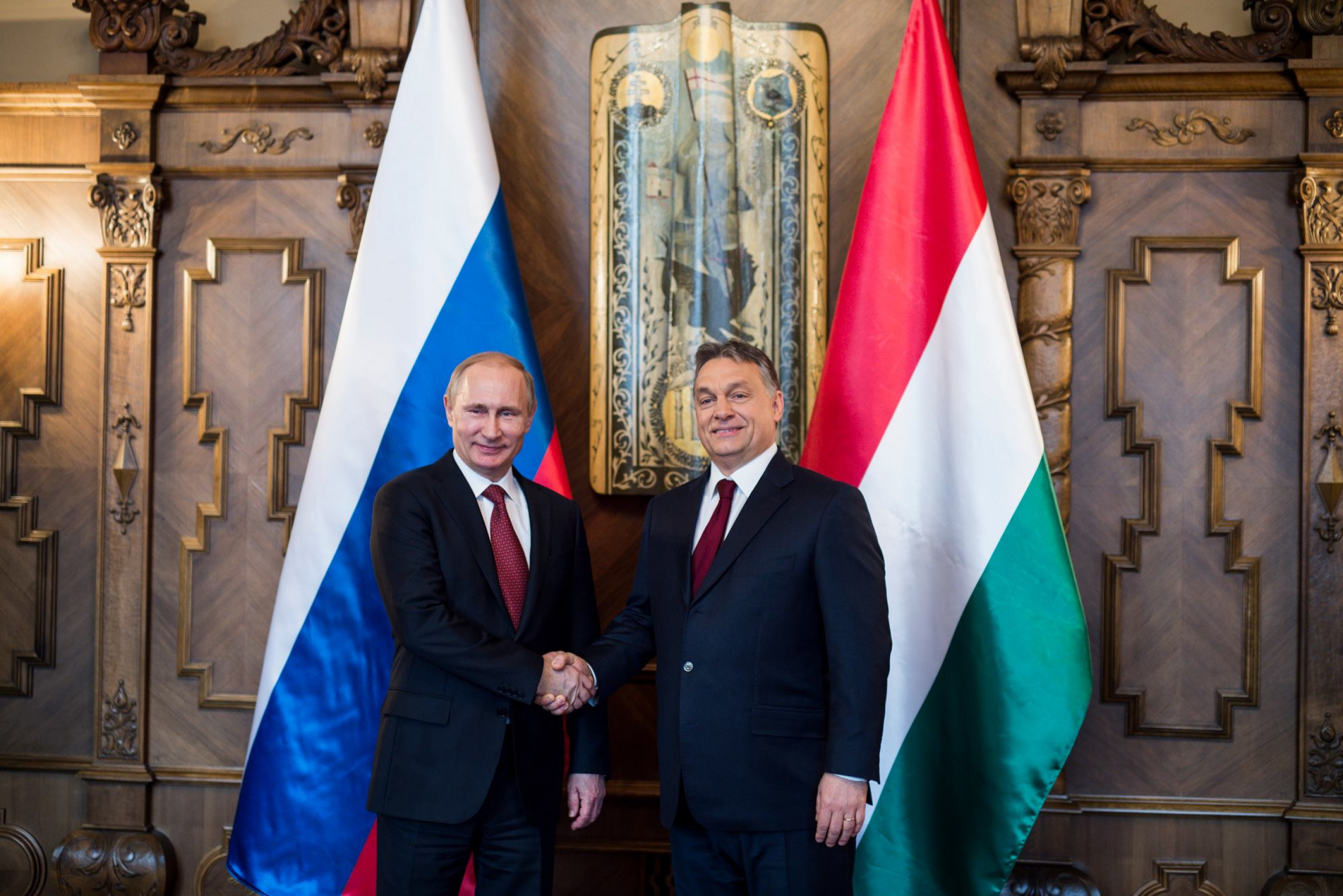 Венгрия против россии. Премьер министр Венгрии Орбан. Венгрия и Россия. Венгрия и Россия Дружба.