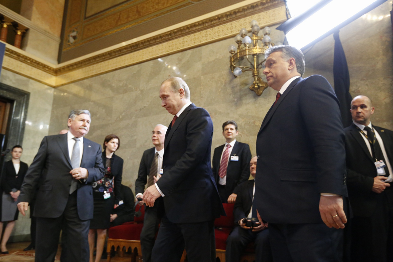 Putyin hívta magához Orbánt