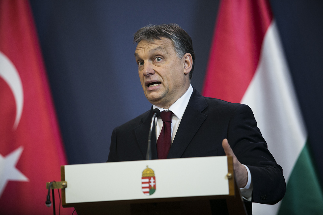Orbán az egyetlen uniós kormányfő, aki gratulált Erdogannak
