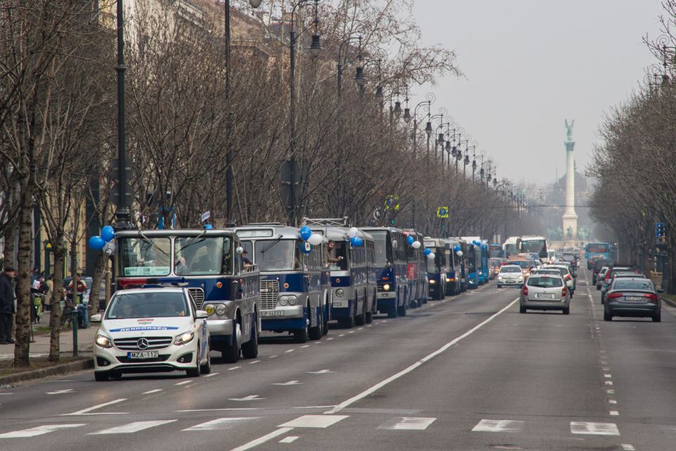 110 buszt vehet a BKV a 3-as metró pótlására