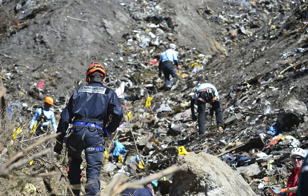 A Germanwings-tragédiánál segítő 1200 önkéntes is a Stade de France-ban rekedt a merénylet idején