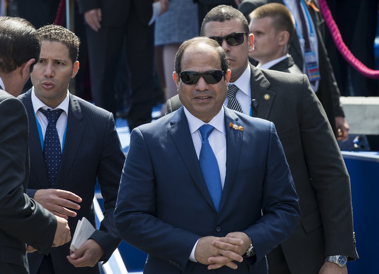Egyiptomban 296 embert elítéltek, többeket az elnök elleni merényletkísérlet miatt