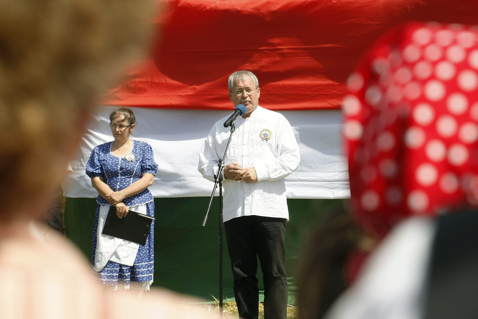 Fazekas Sándor is felszólalt a kunhegyesi kéziarató-versenyen