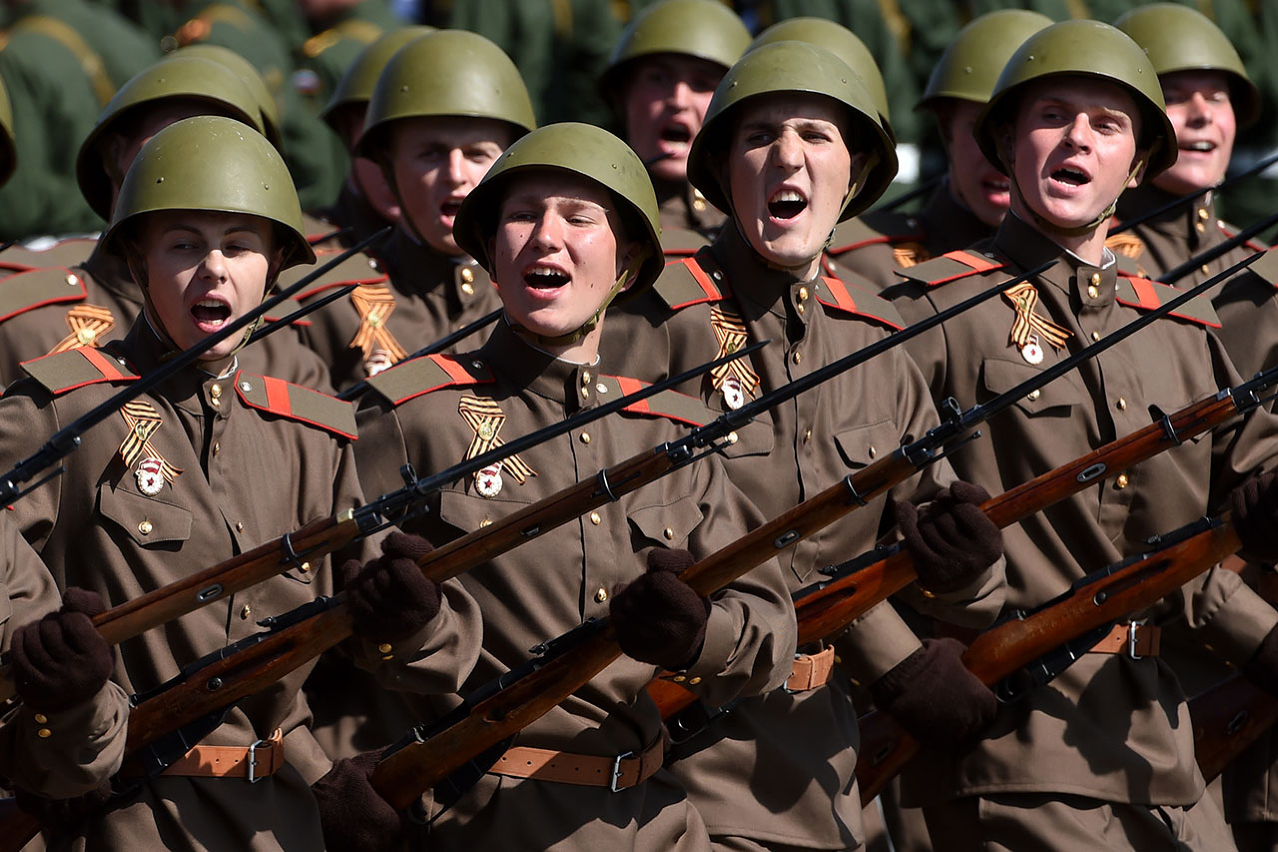 Солдат массовый. Russian Troops z. Russian Troops with z. Russian Troops Dancing.