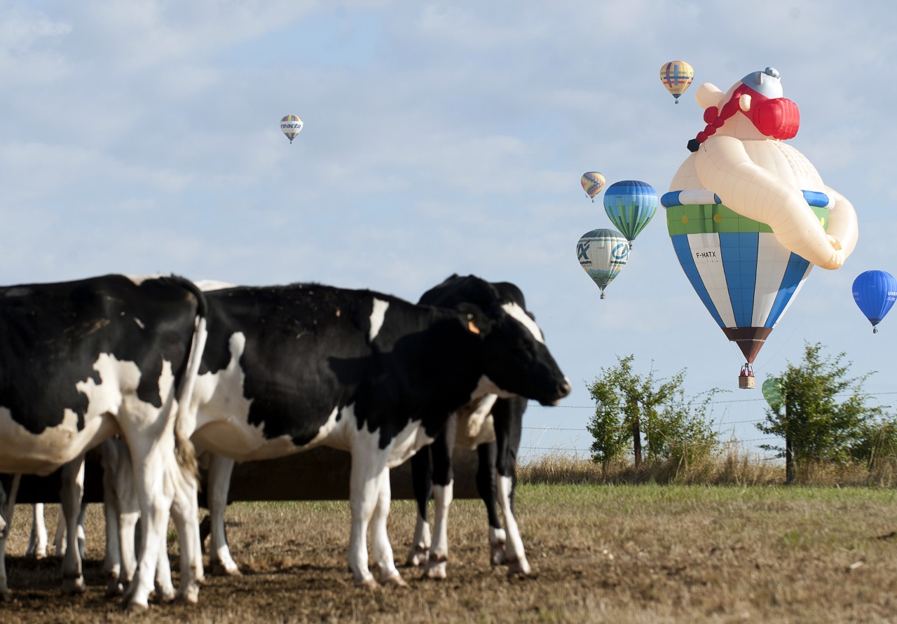 433 hőlégballon szállt fel egyszerre Franciaországban, ez új világrekord