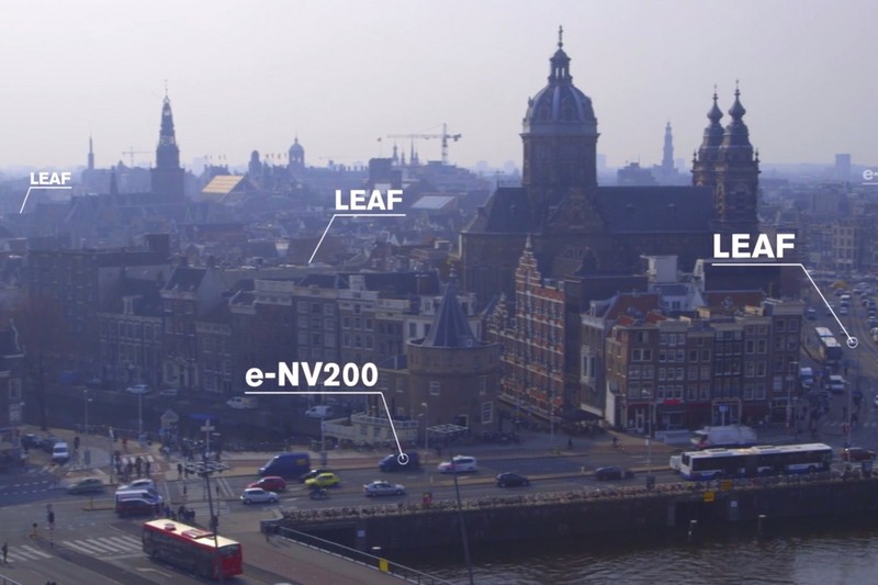 Amszterdamot ellepték az elektromos taxik