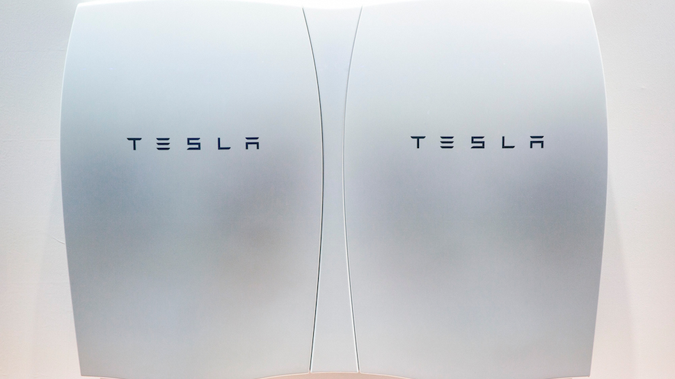 Jó vagy sem, az emberek megőrülnek a Tesla fali akksijáért
