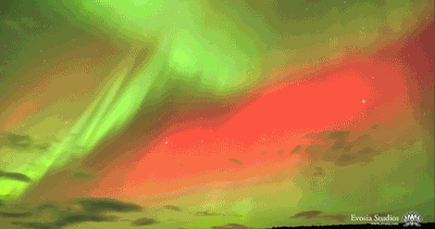 Napi Time Lapse: így táncol az északi fény Izland felett
