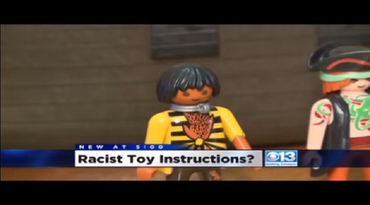 Egy kaliforniai anyuka szerint rasszista a Playmobil, mert az egyik kalózhajójukon van egy rabszolga, aki történetesen... hát igen: FEKETE