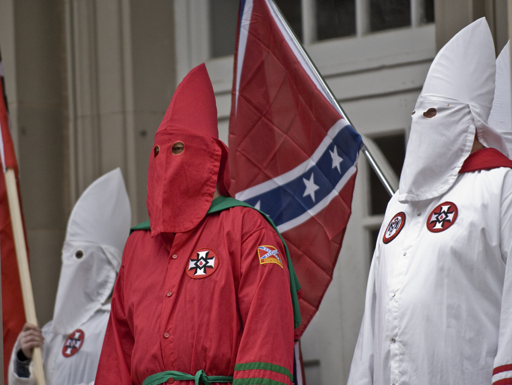 Az Anonymous a Ku Klux Klan több ezer tagjának személyazonosságát készül nyilvánosságra hozni