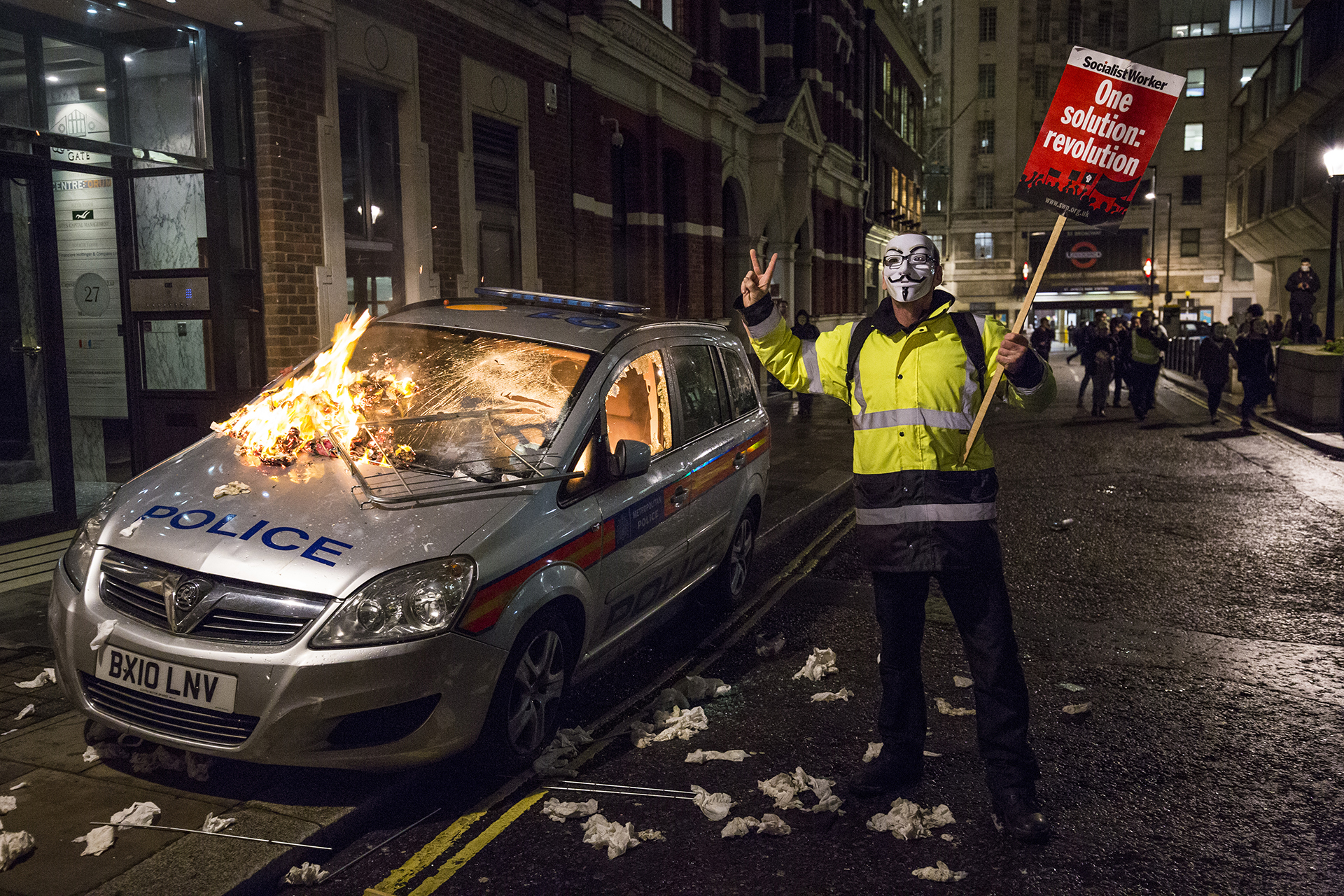 Ötven embert tartóztattak le a londoni Million Mask Marchon