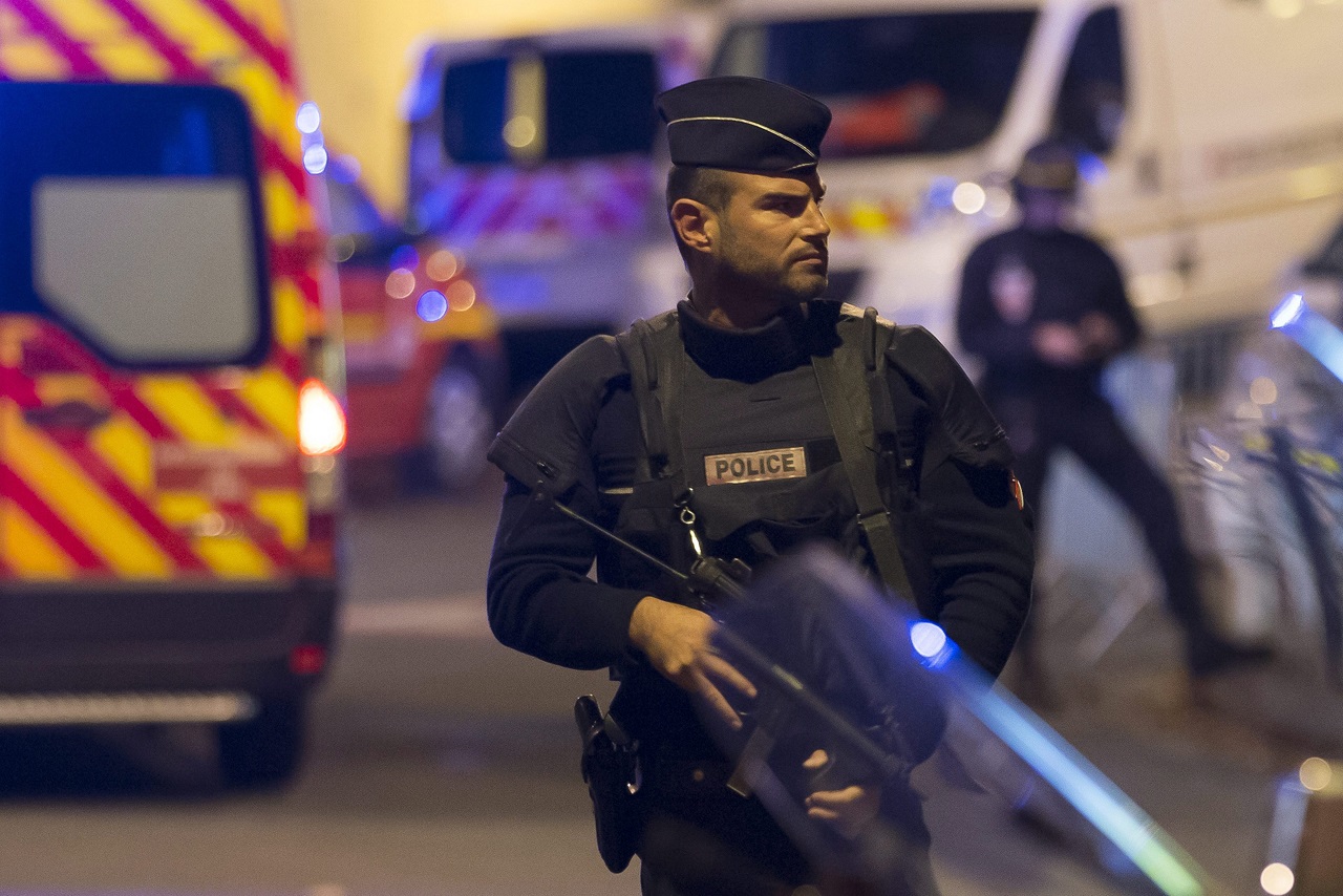 A párizsi terrorista mobilja: Ok, készen állunk