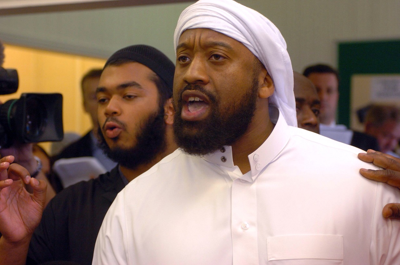 Jól ismert brit iszlamista hitszónokot fogtak Lőkösházánál