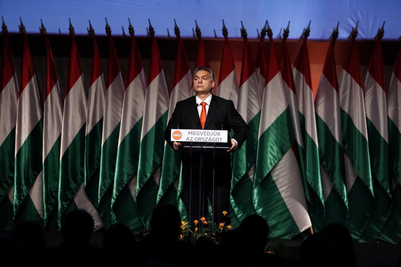 Orbán: Többre tartom a vitát az utasításnál