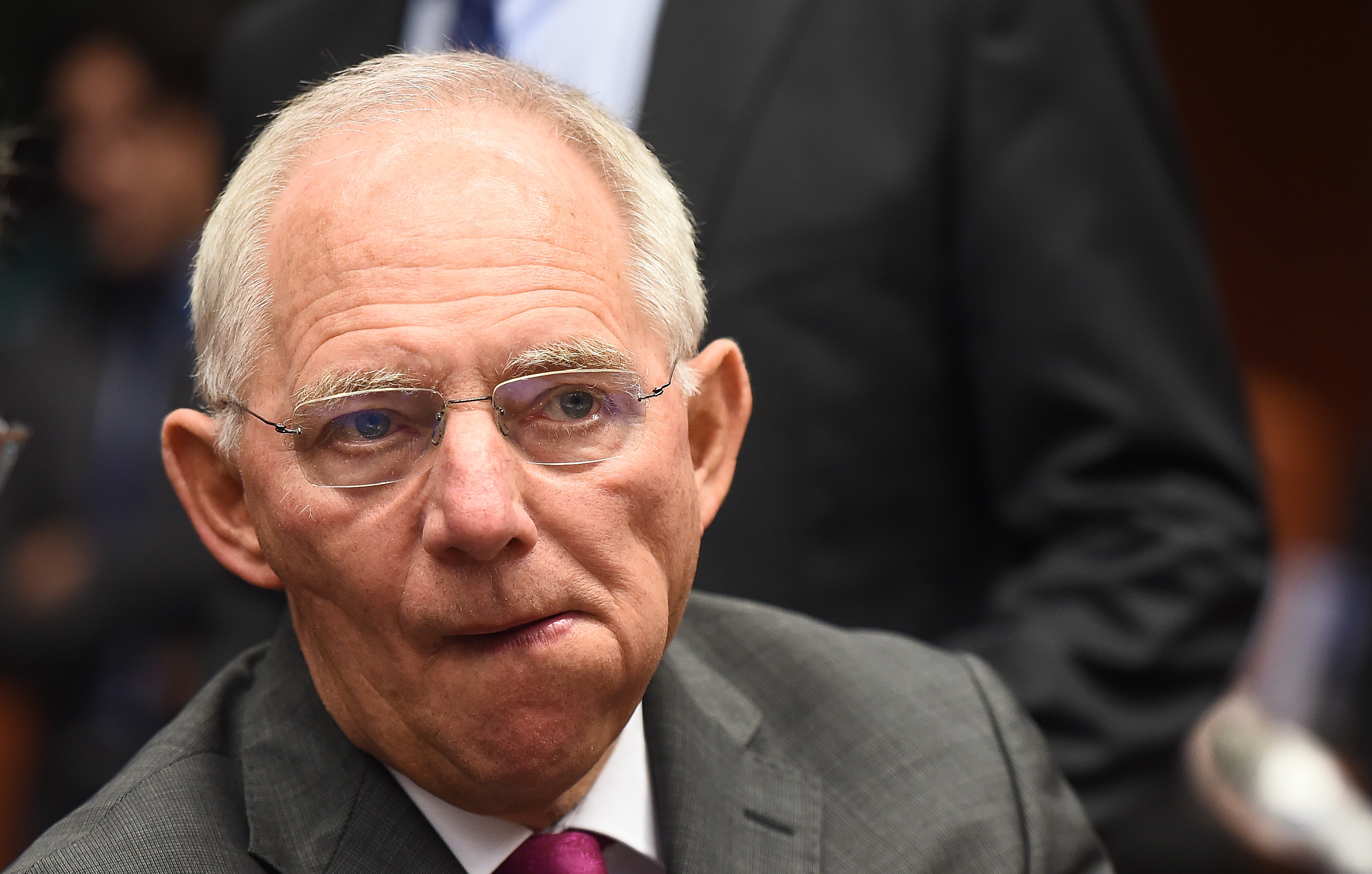 Wolfgang Schäuble szerint a német határok lezárásával egész Európa megszívná
