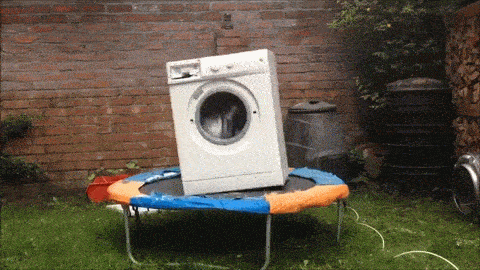 Elítéltek egy társaságot, amiért elraboltak két mosógépszerelőt