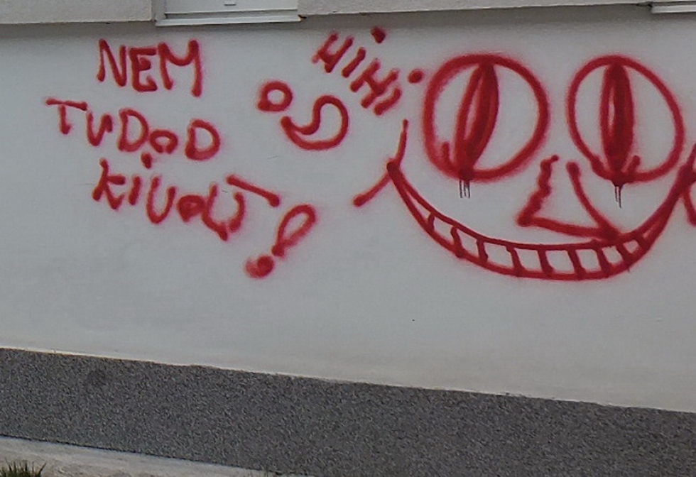 Örömhír: a sajókazai rendőrök „megfejtették” a múcsonyi graffitiket