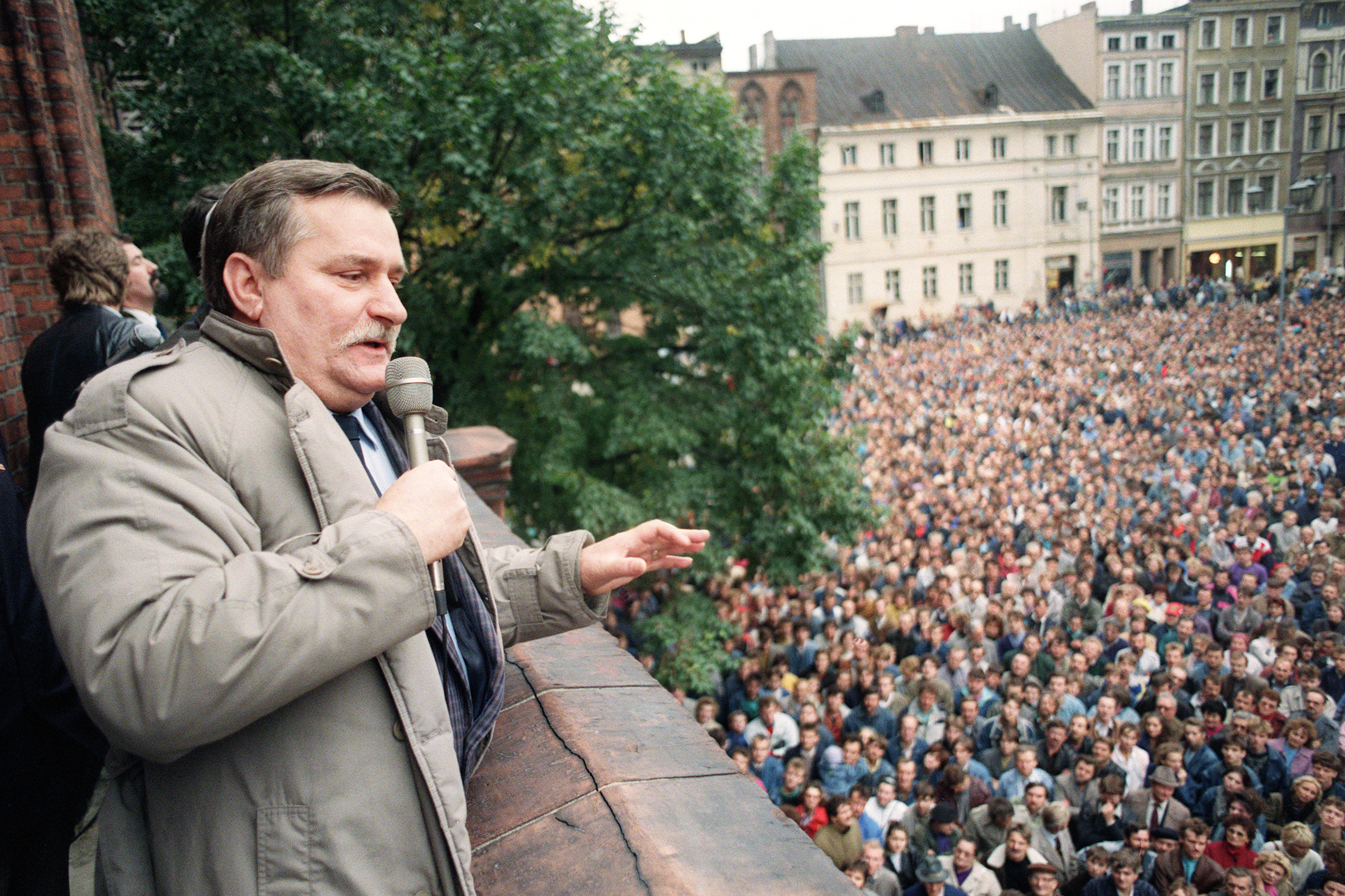 Lech Wałęsáról kiderült, hogy ügynök volt