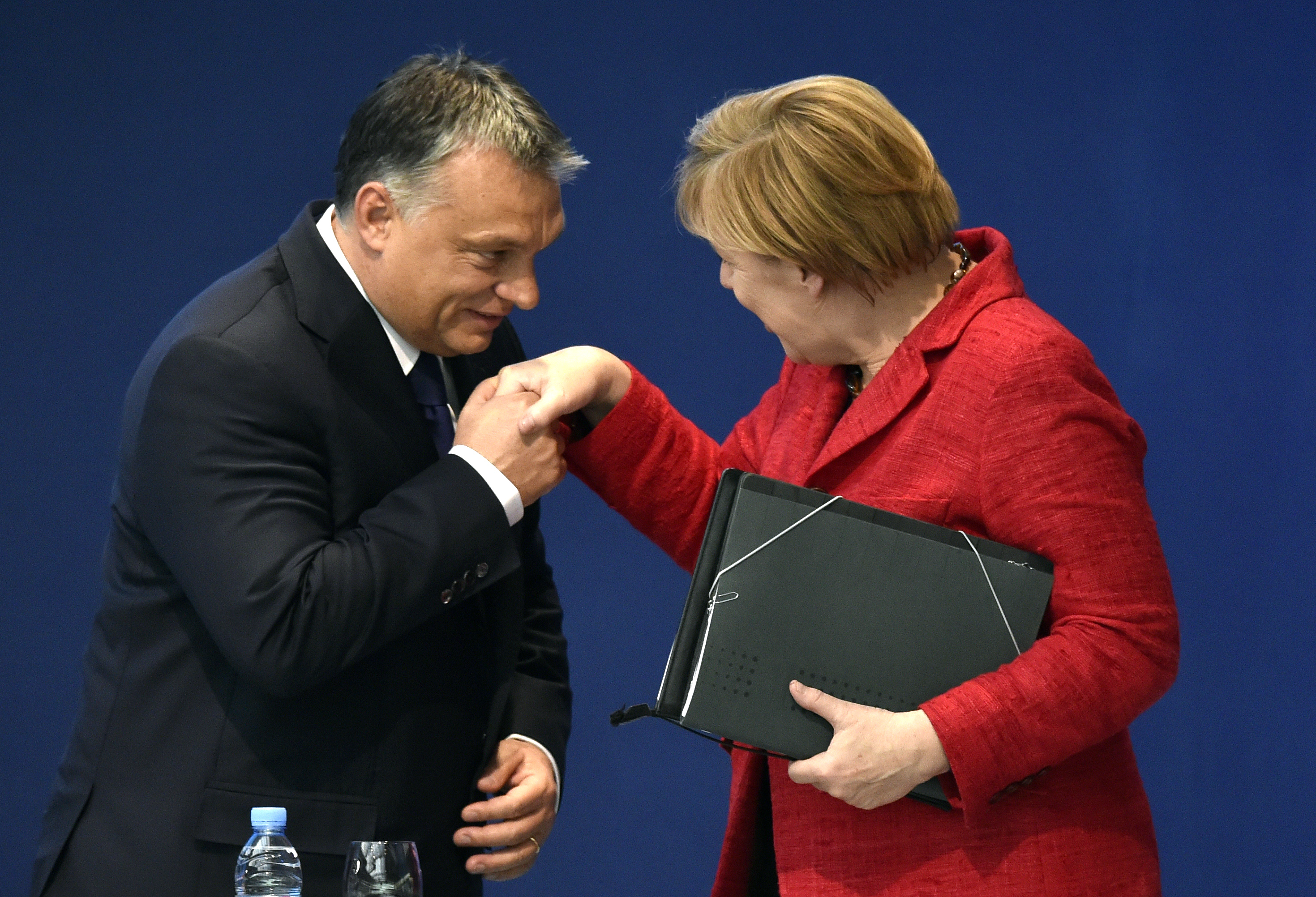 Orbán Viktor standupolni fog egyet a CSU-nál Bajorországban