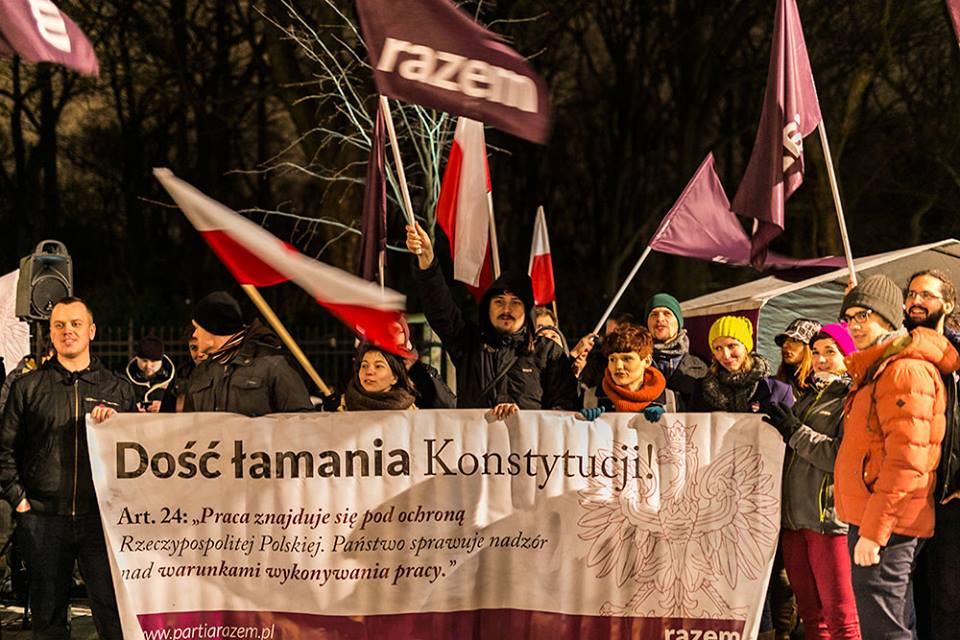 Tüntetők próbálták megszállni az éjjel a lengyel miniszterelnöki hivatalt