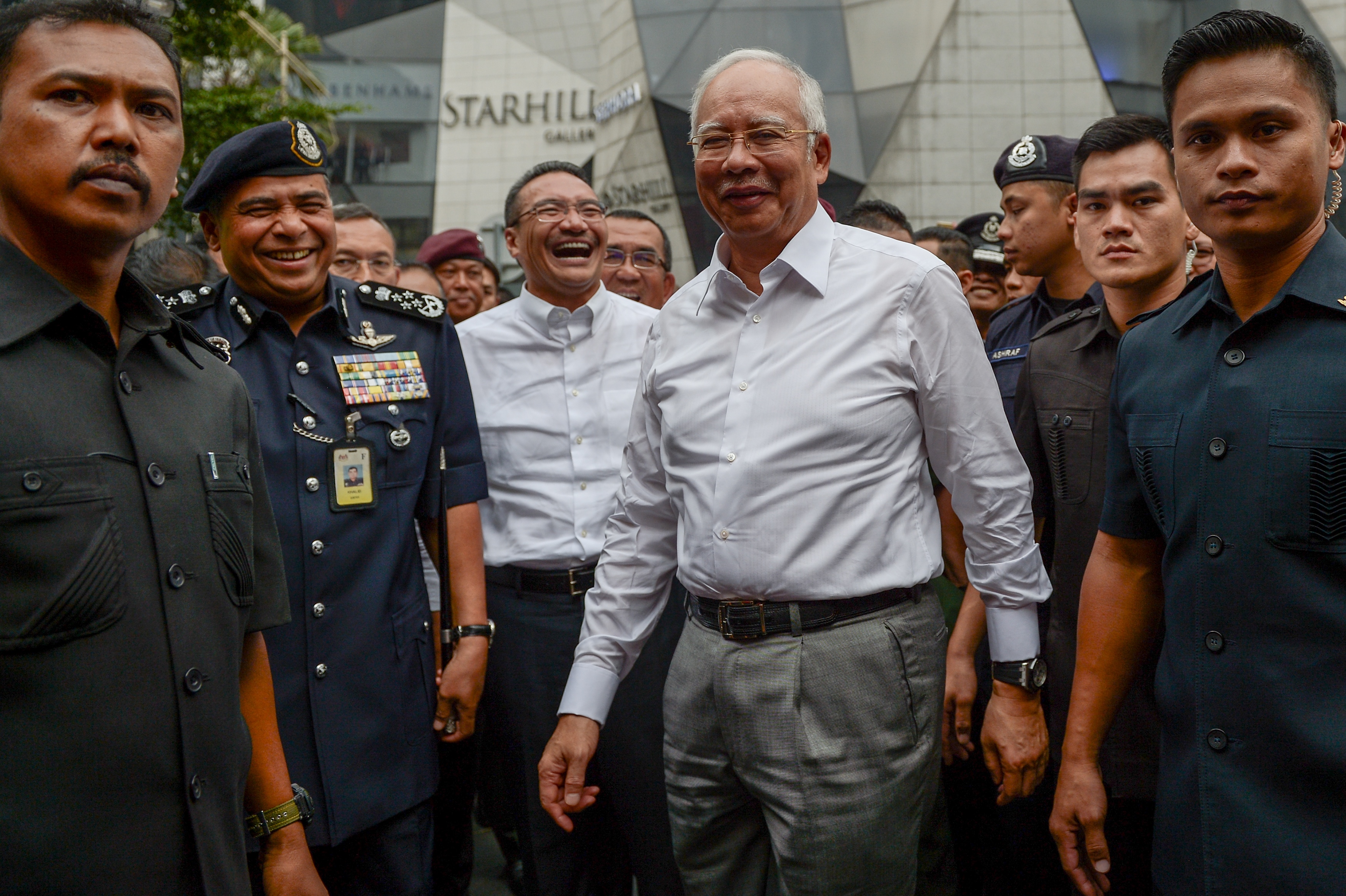 4,5 milliárd dollárt sikkaszthatott el a volt malajziai miniszterelnök