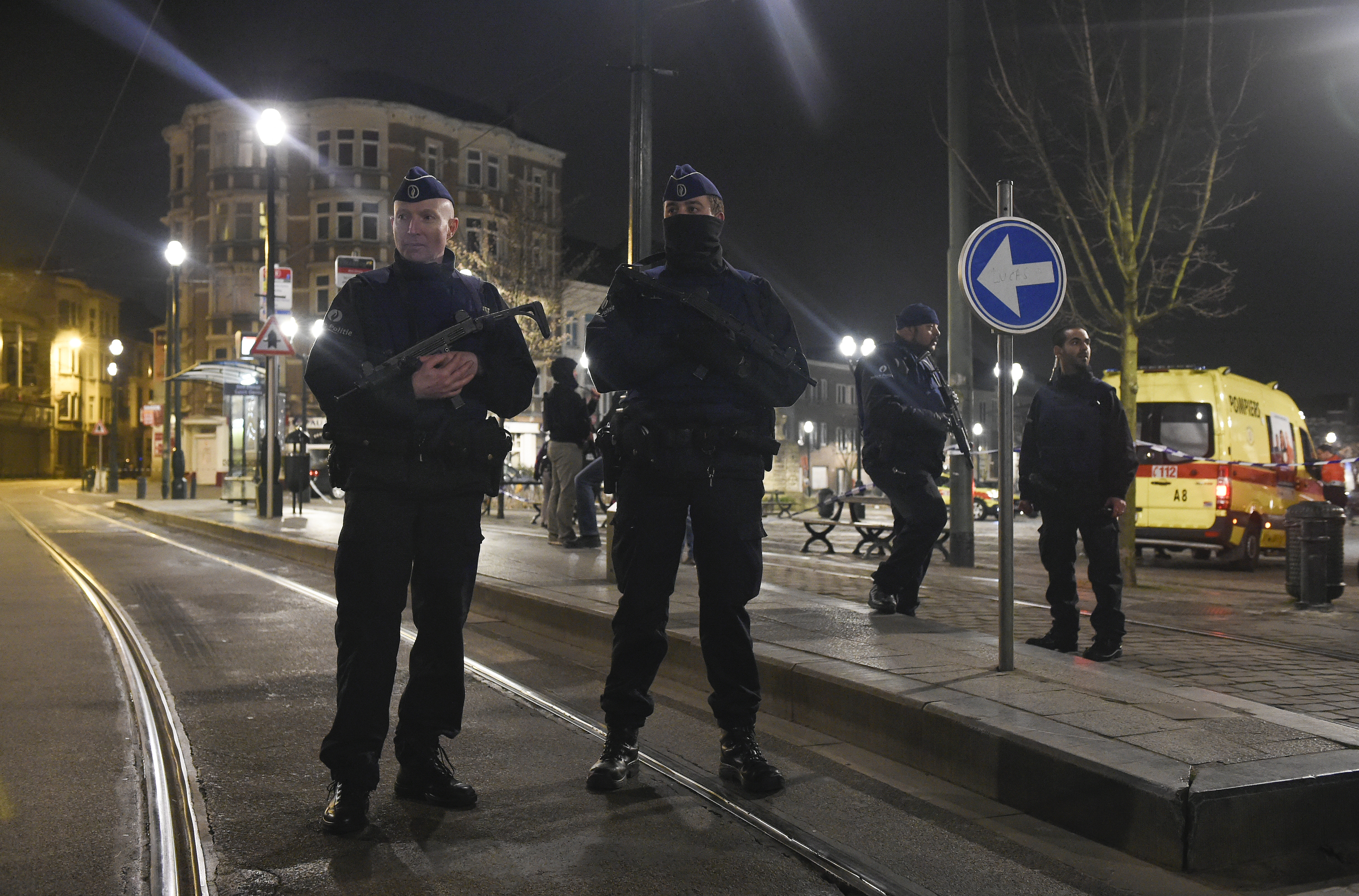 Merényletekre készülő terroristákat tartóztattak le Párizsban