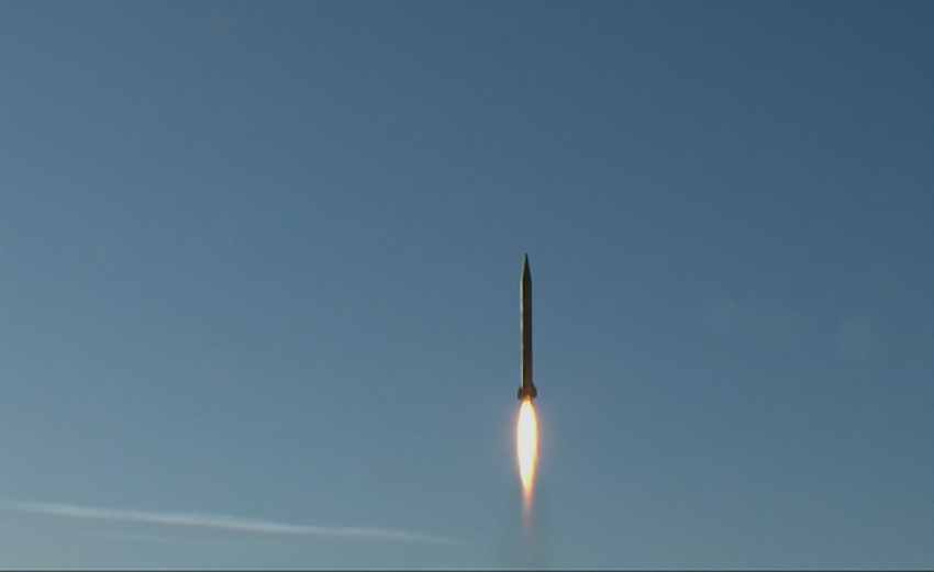 Észak-Korea ballisztikus rakétát lőtt a Japán-tengerbe