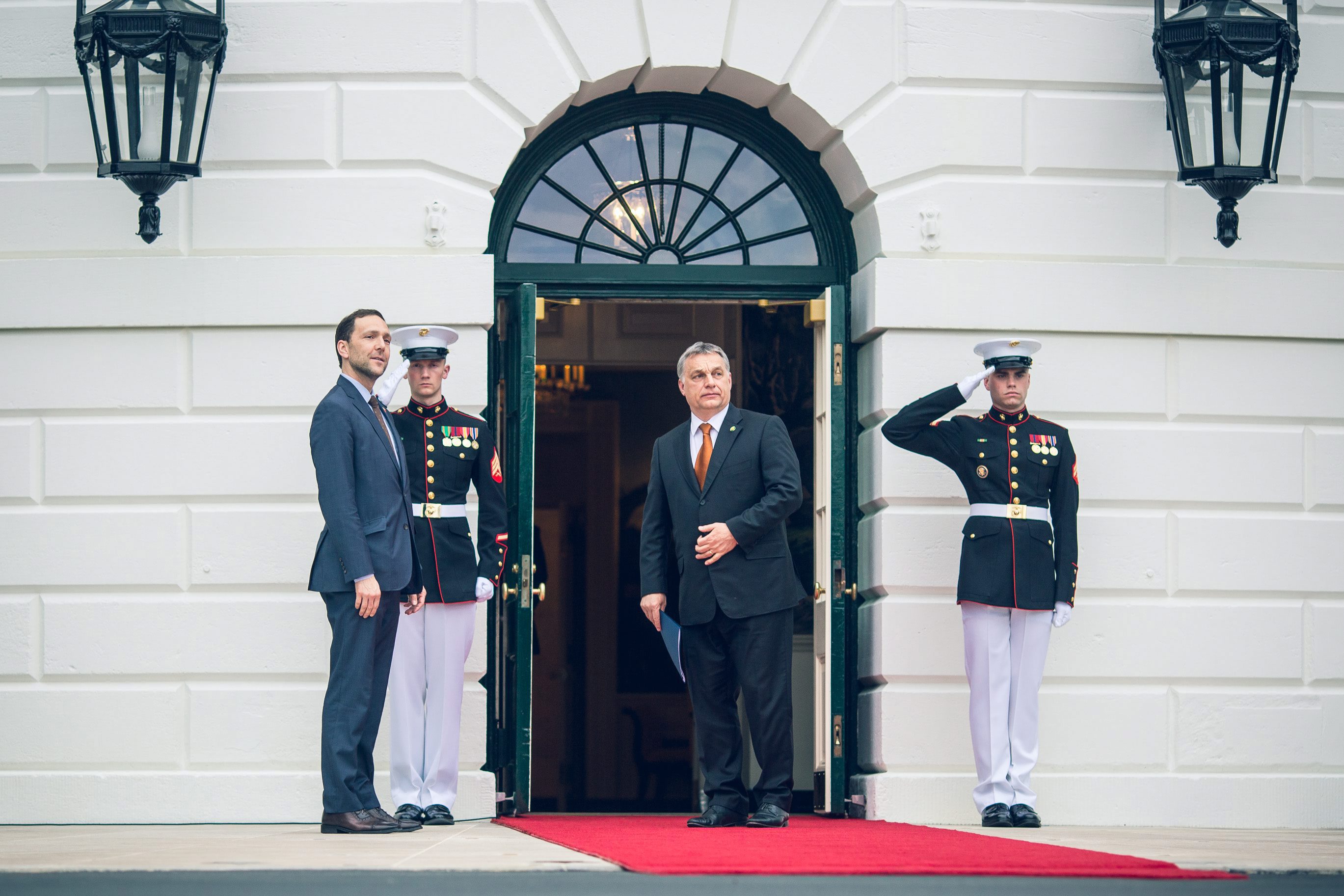 Orbán a Fehér Háznál