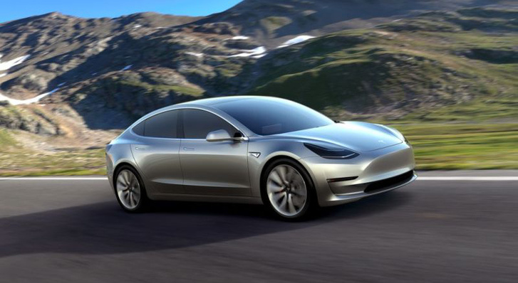 Itt az új Tesla: 344 kilométeres hatótáv és vaskos ígéretek