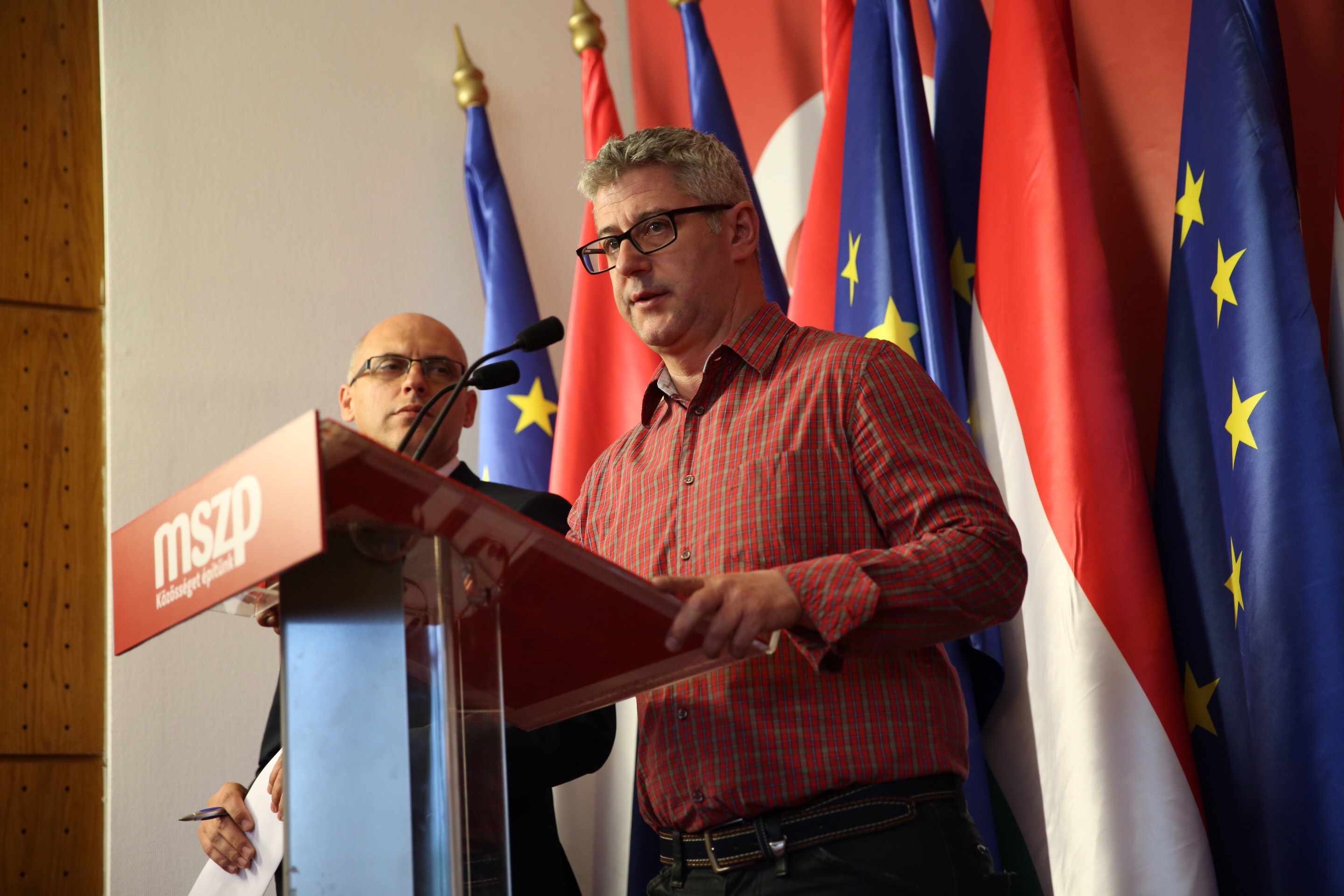 Az MSZP már Fidesz-ellenes népszavazásról beszél