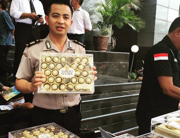 Ferrero Rocher-ba rejtva csempészte a drogot az Indonéziában lefülelt nemzetközi csoport