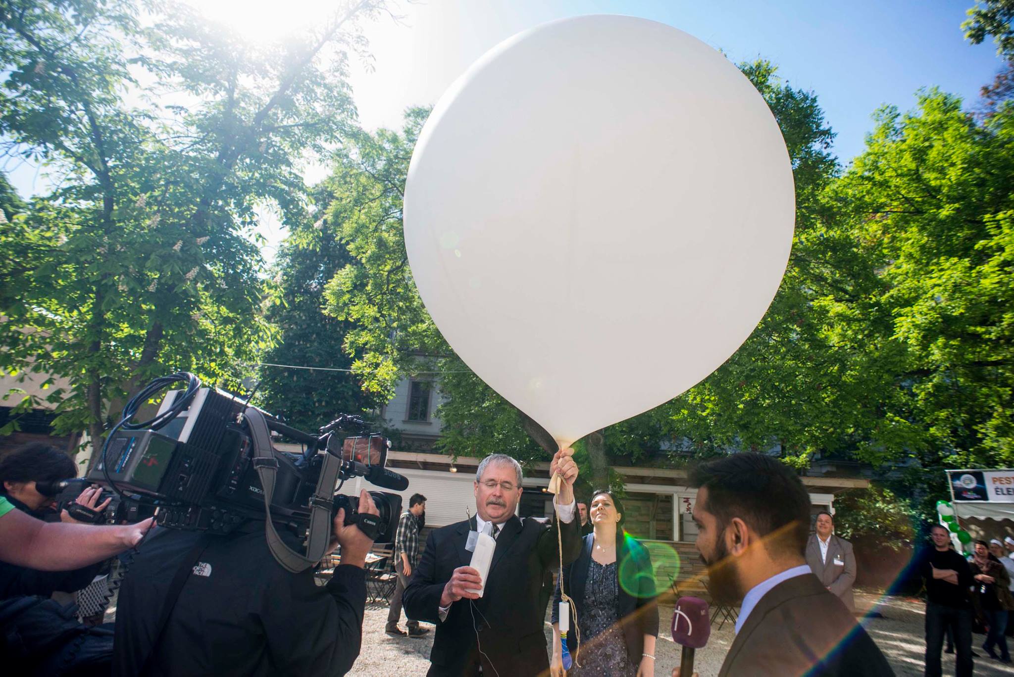 Fazekas Sándor felbocsátott egy meteorológiai ballont