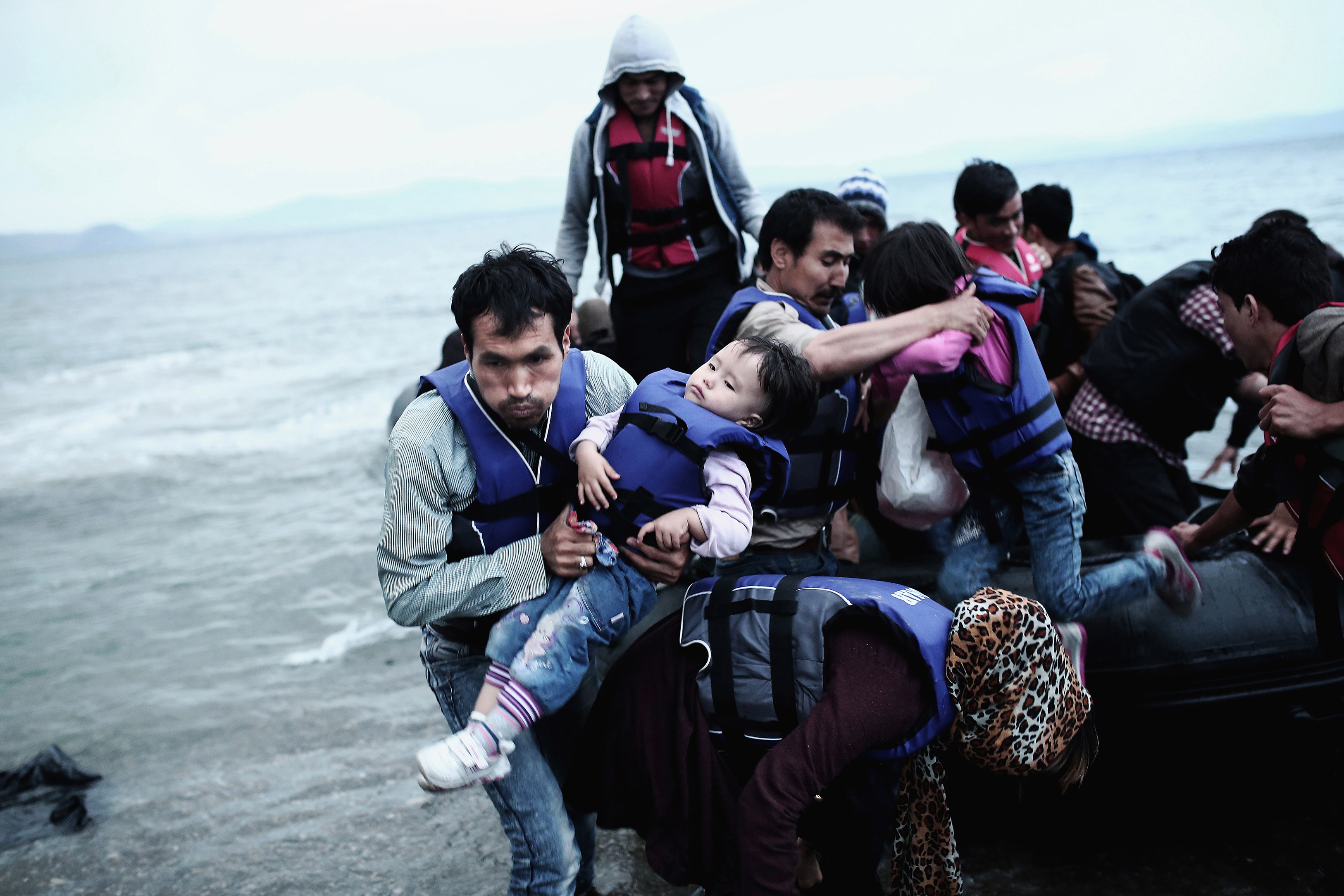 Egyre kevesebb migráns érkezik az EU-ba