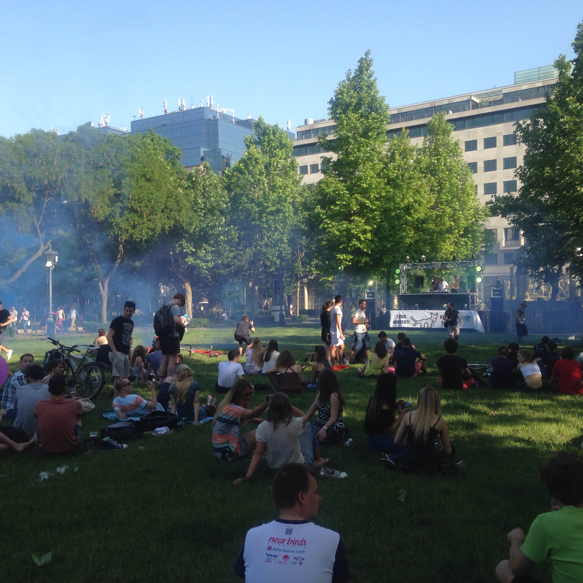 A technóért tüntettek Budapesten