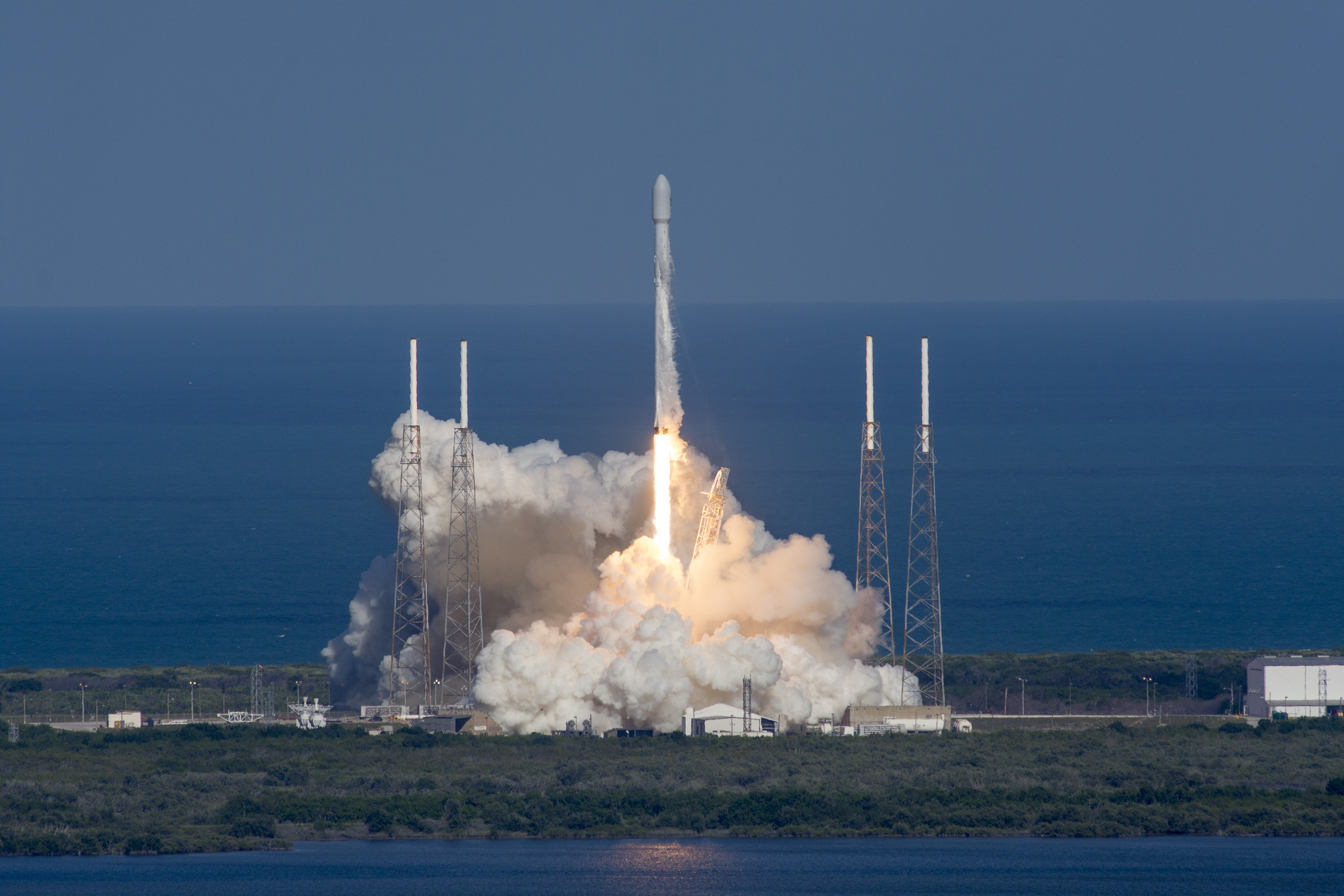 Az amerikai kormányzat leállása miatt tovább késik a Falcon Heavy tesztje