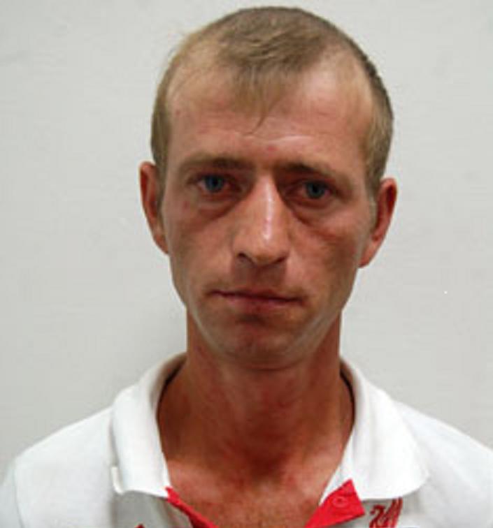 Kiskőrösi gyilkosság miatt keresik ezt a román férfit