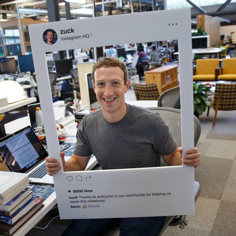 Mik vannak, még Mark Zuckerberg is leragasztja laptopján a webkamerát