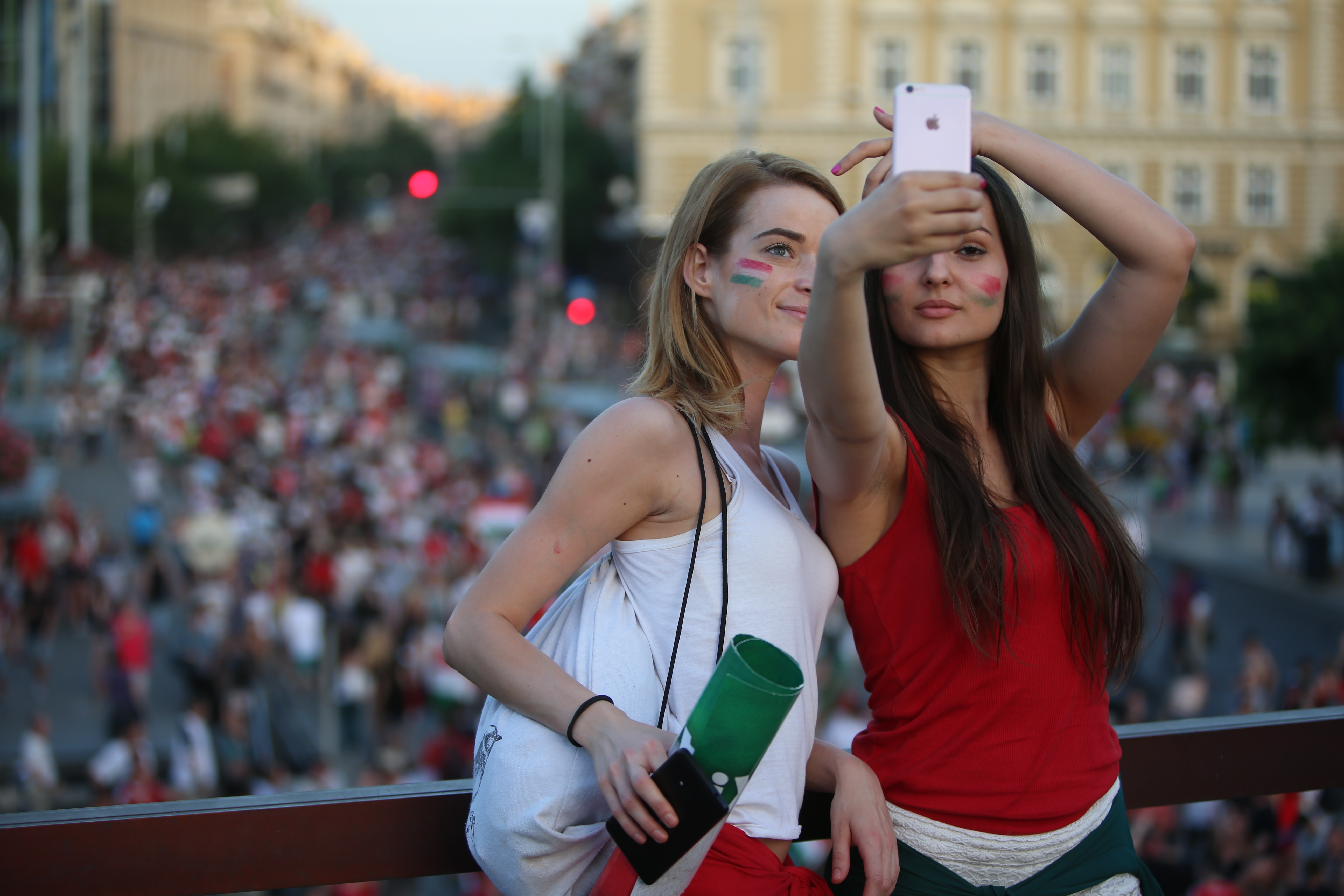 AFP PHOTO / Ferenc ISZA