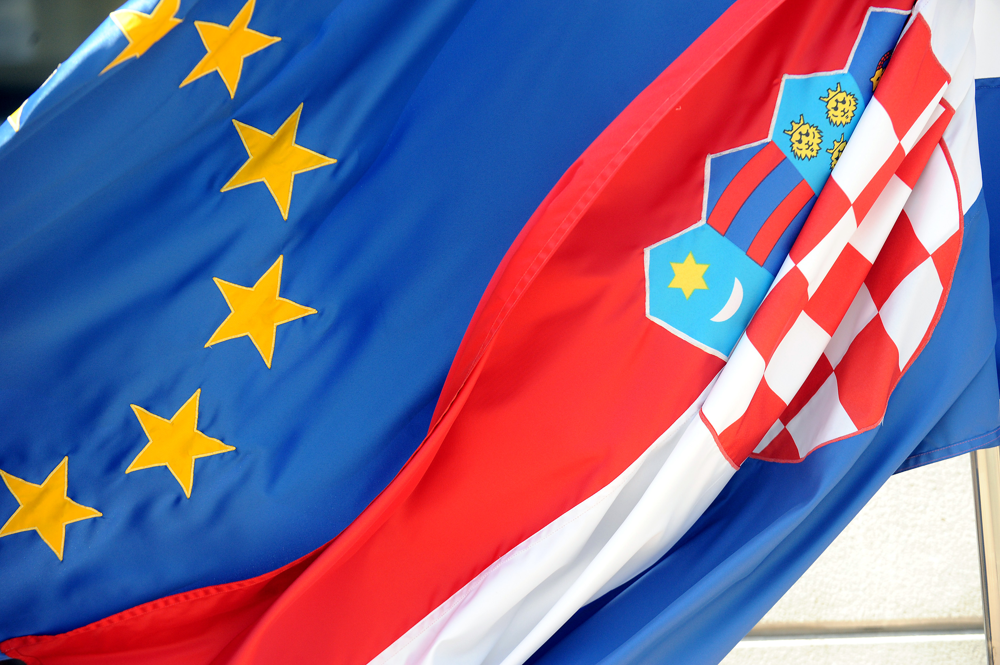 Nekimegy az EU Horvátországnak a frankhitelesek kimentése miatt