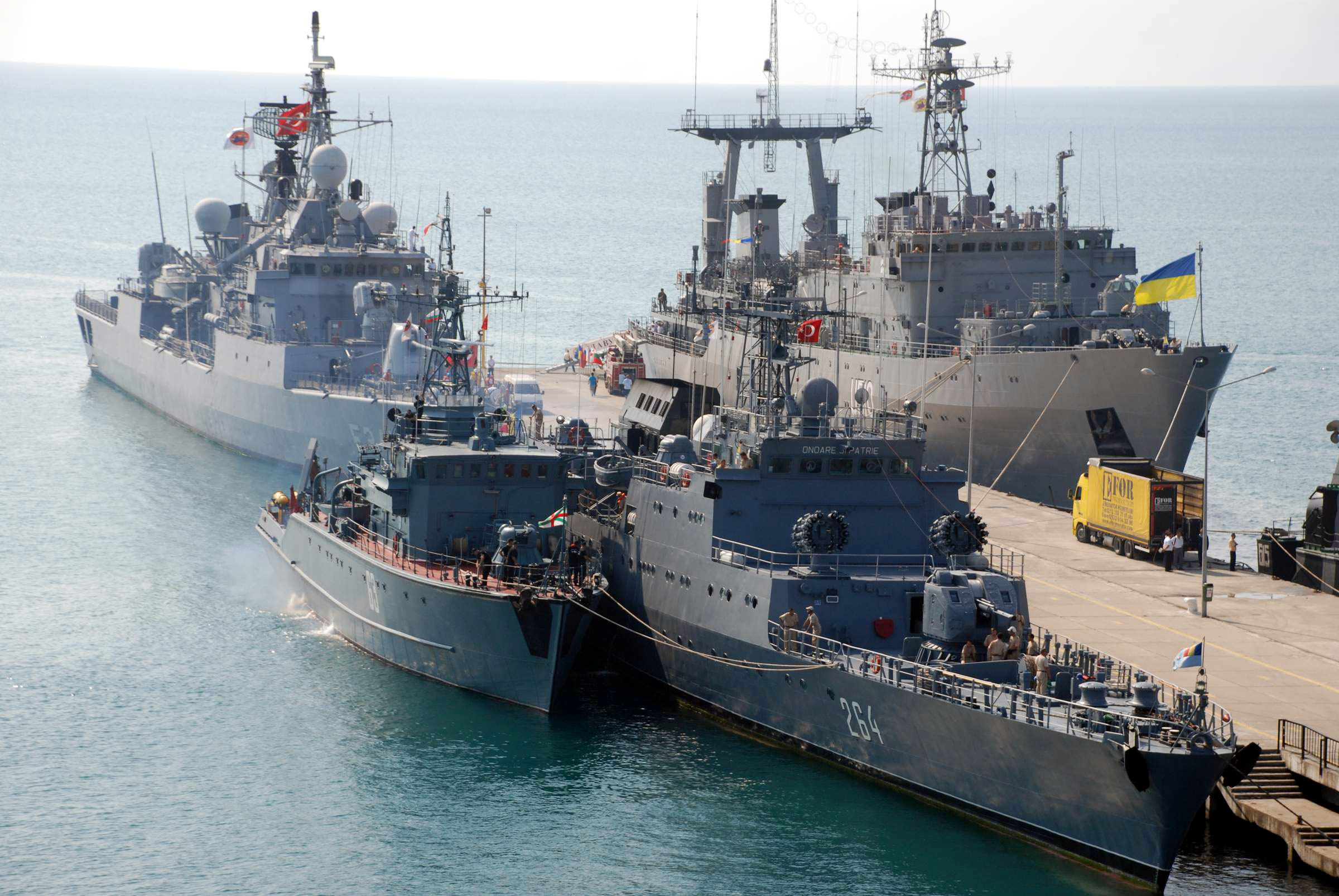 Drónokkal támadta Ukrajna a krími Fekete-tengeri flottát