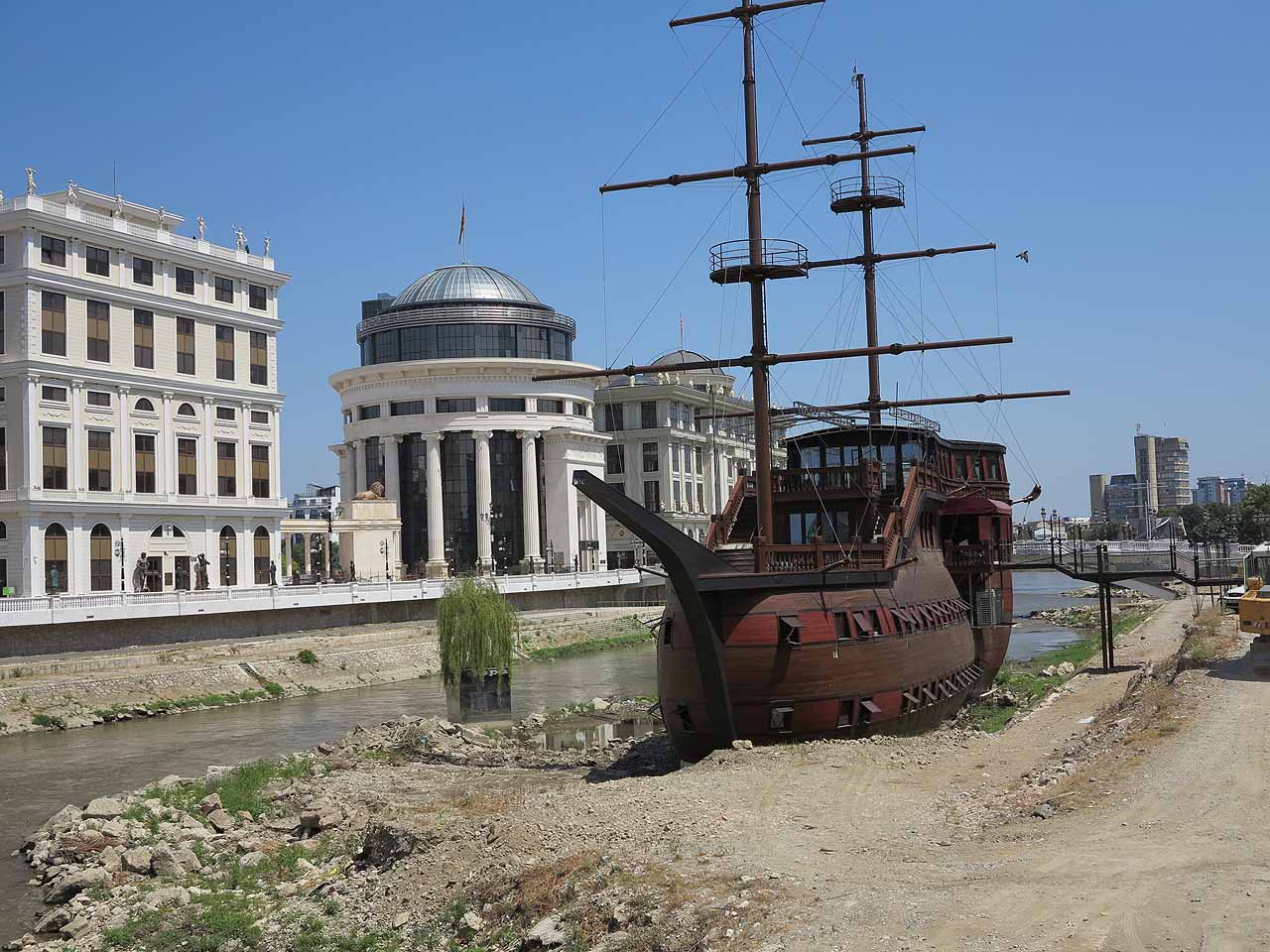 A világ legcsúnyább városa most: Szkopje