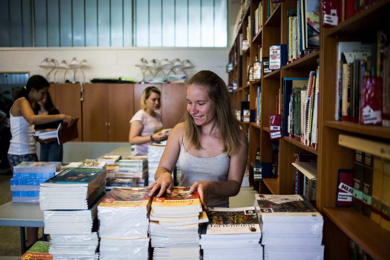 Az átlagos diákmunka-órabérek bruttó 1600 és 2500 forint között alakulnak